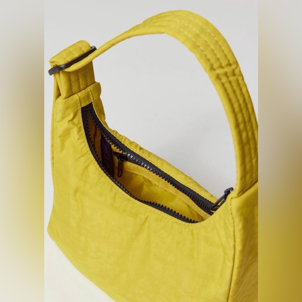BAGGU mini Shoulder Bag in sour - Picture 4 of 4